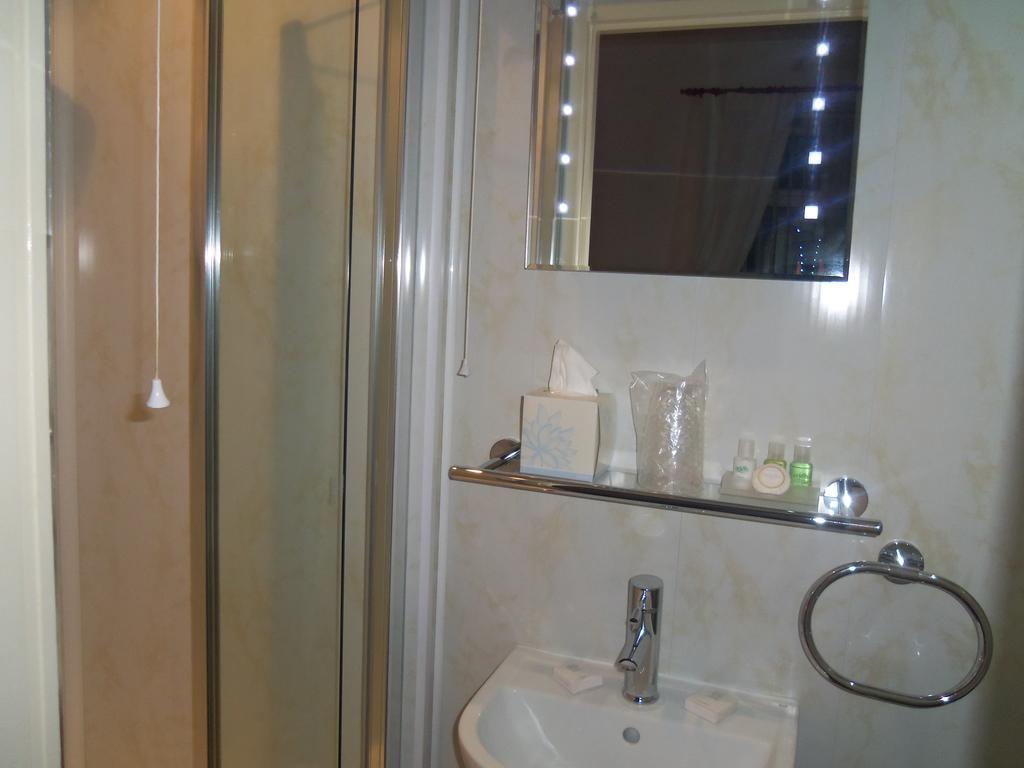 Lynbar Hotel ブラックプール エクステリア 写真